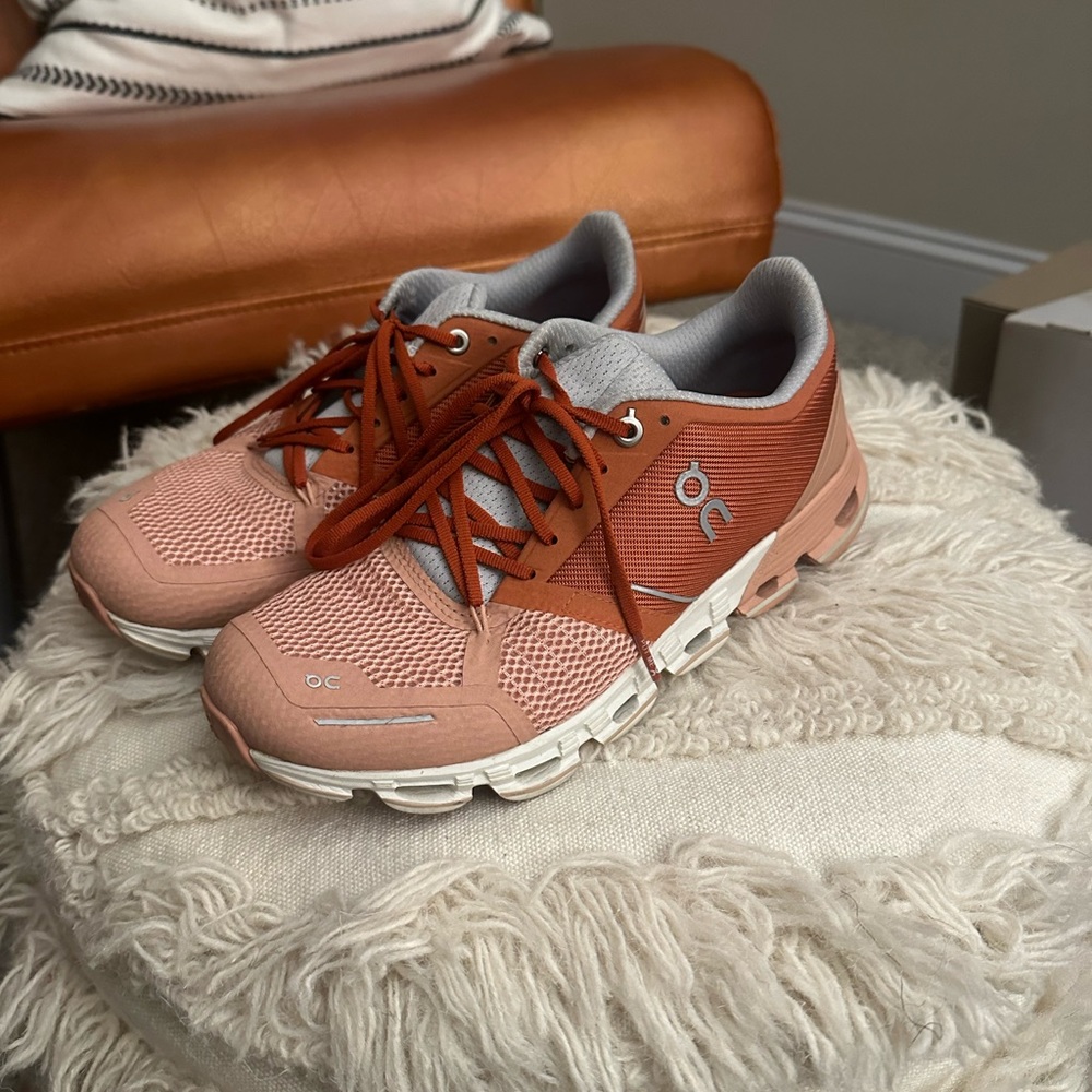 🔥Make an Offer! 🔥 On Running/Cloud- Cloudflyer; Size 6.5; Color- Ginger/White